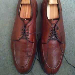 Allen Edmonds with shoe trees